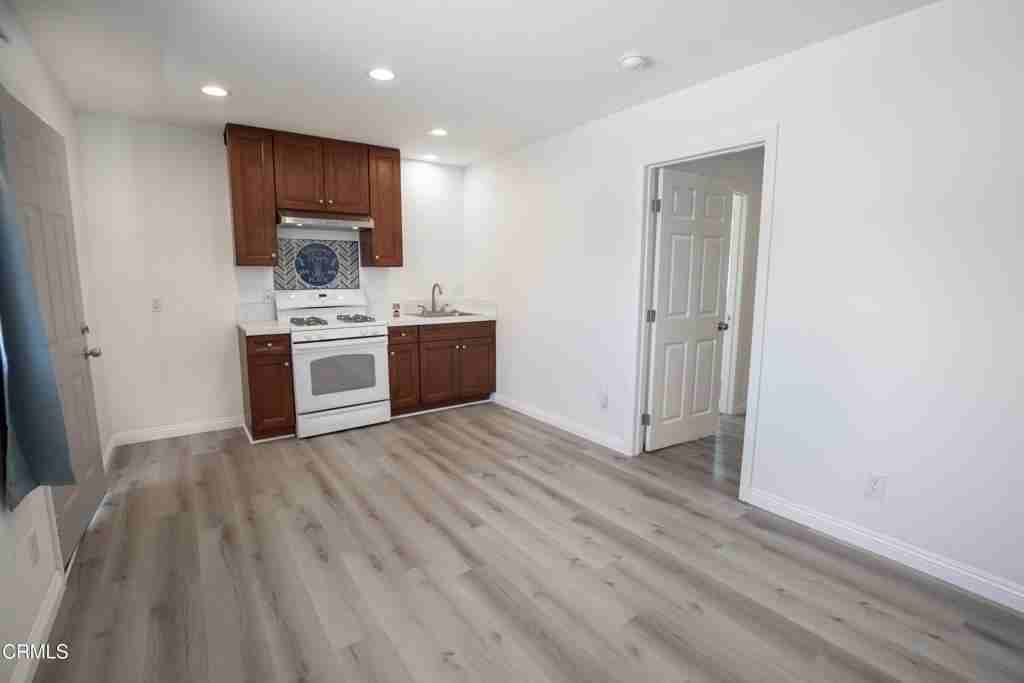 15409 Hartsville St #15409 - Photo 2 of 13