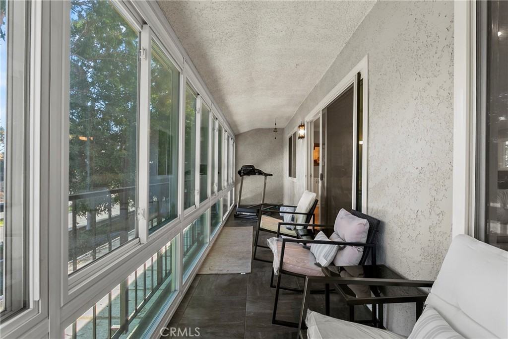 5533 Via La Mesa #5533N - Photo 2 of 44