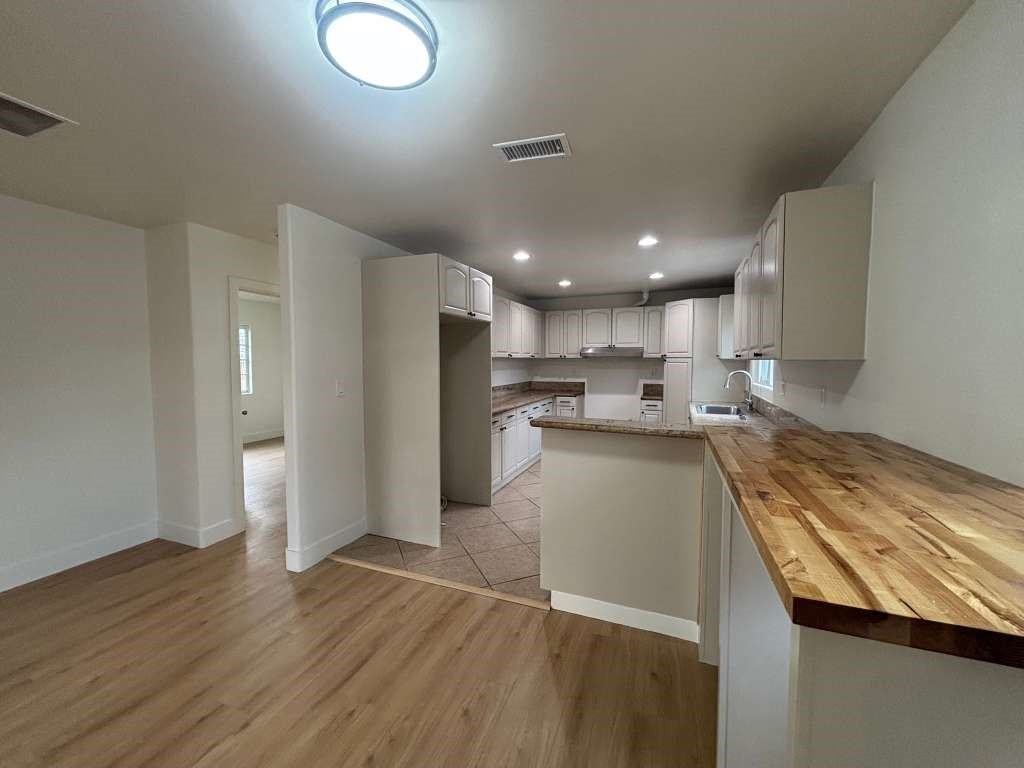 7323 Luxor St #7323 - Photo 4 of 17