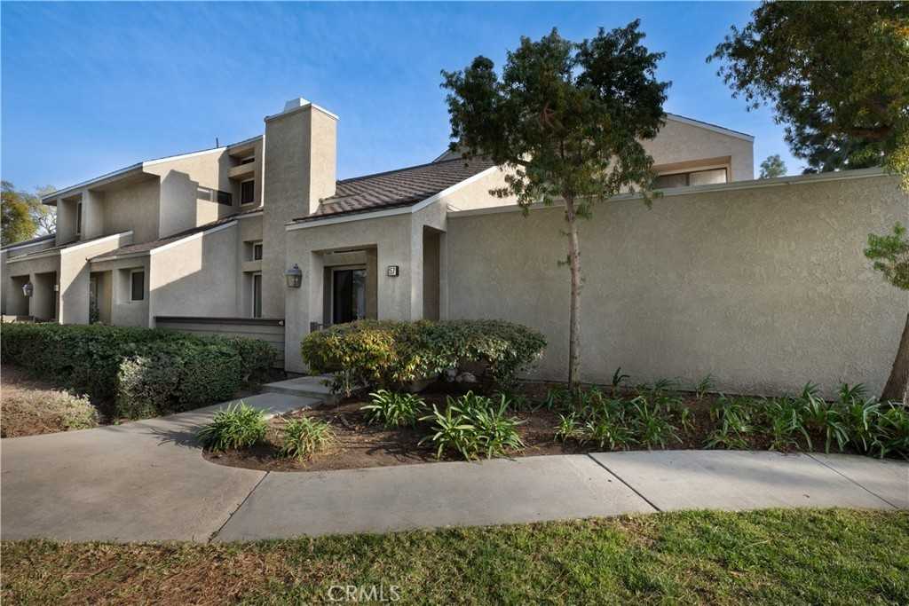 57 Claret #57 - Photo 3 of 34