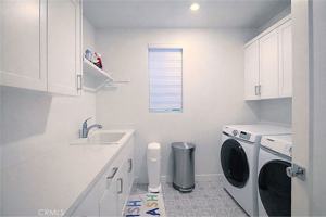 featured image of 12060 Turnleaf Ave #12060