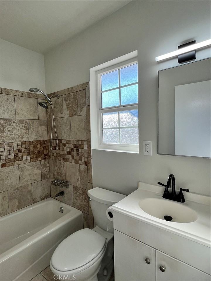 12701 Cranbrook Ave #12701C - Photo 6 of 13