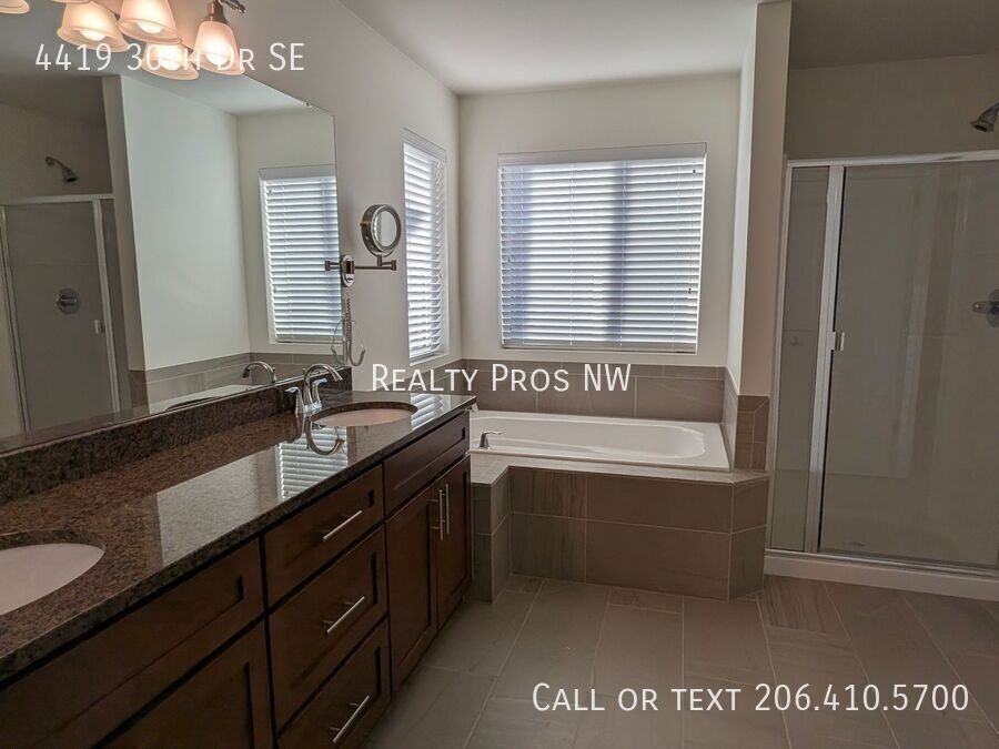 4419 30th Dr Se - Photo 7 of 19