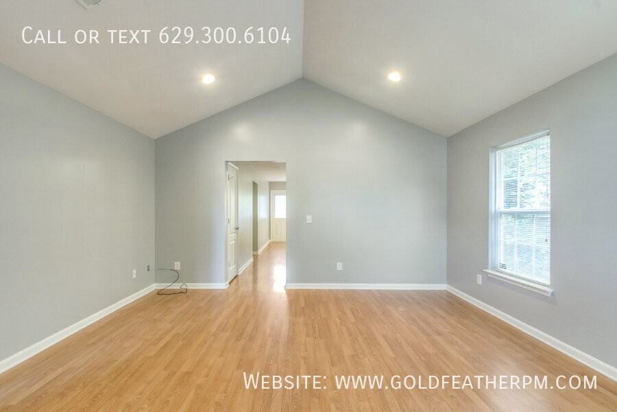 2116 14th Ave N - Photo 3 of 31