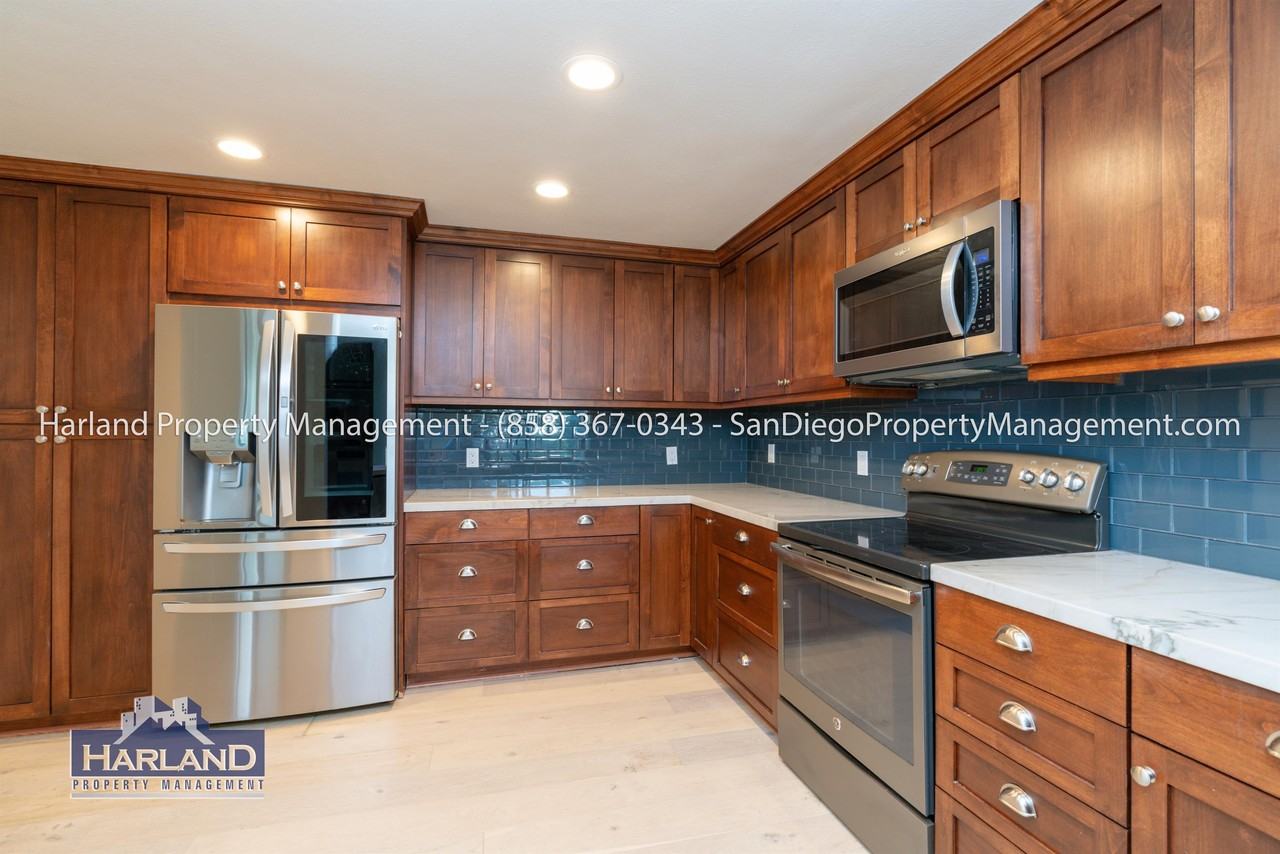 5845 Friars Rd #1417-1417 - Photo 2 of 19