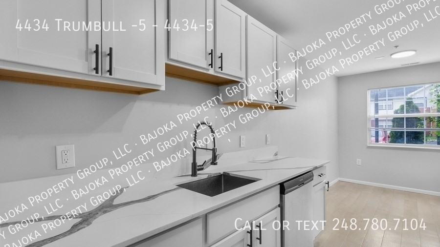 4434 Trumbull -5 #4434-5 - Photo 7 of 11