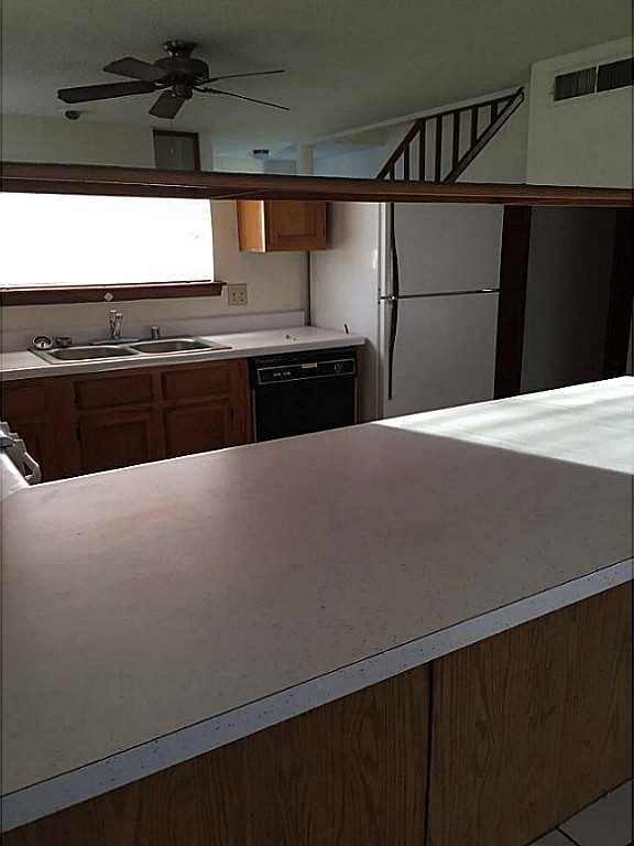 1361 TRUDY ELAINE1 #1 - Photo 4 of 10