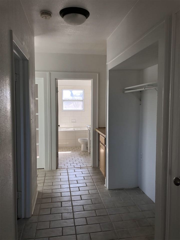 5816H Marquita Ave #5816H - Photo 6 of 10