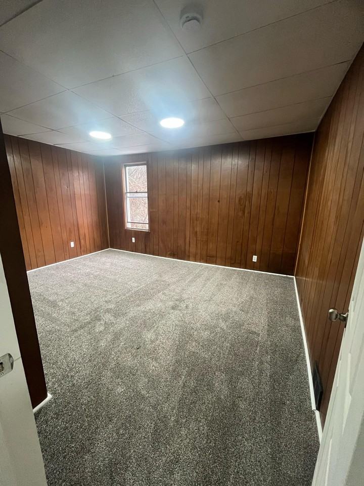 1245 Island Ave #1 - Photo 5 of 15