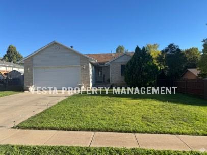 981 Hudson St #1 - Photo 2 of 42