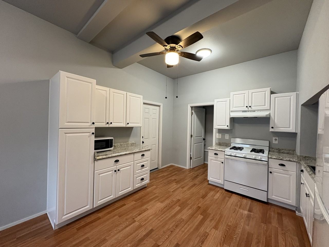 141 E Fairfield Ct #1 - Photo 2 of 16