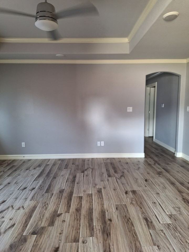 9009 Chanel Pl - Photo 6 of 8