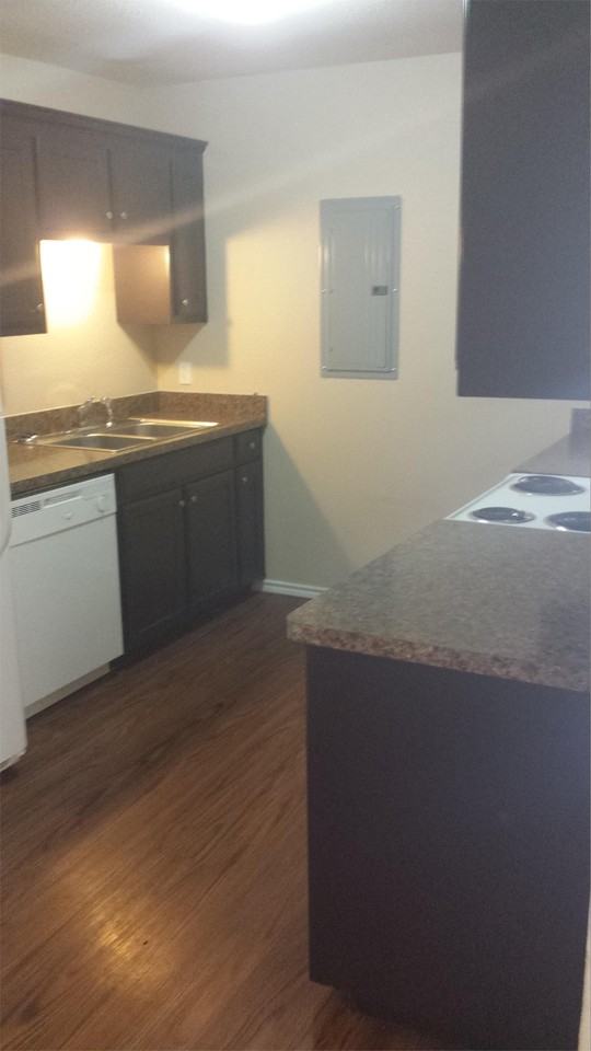 308 Cooper St #1 - Photo 5 of 14