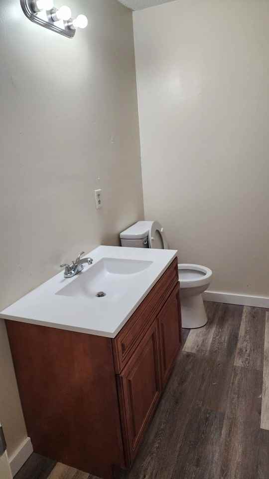 136 N Womack St #A - Photo 3 of 6