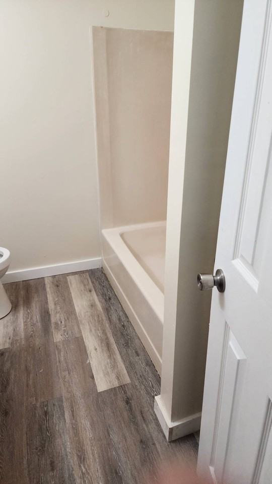 136 N Womack St #A - Photo 5 of 6