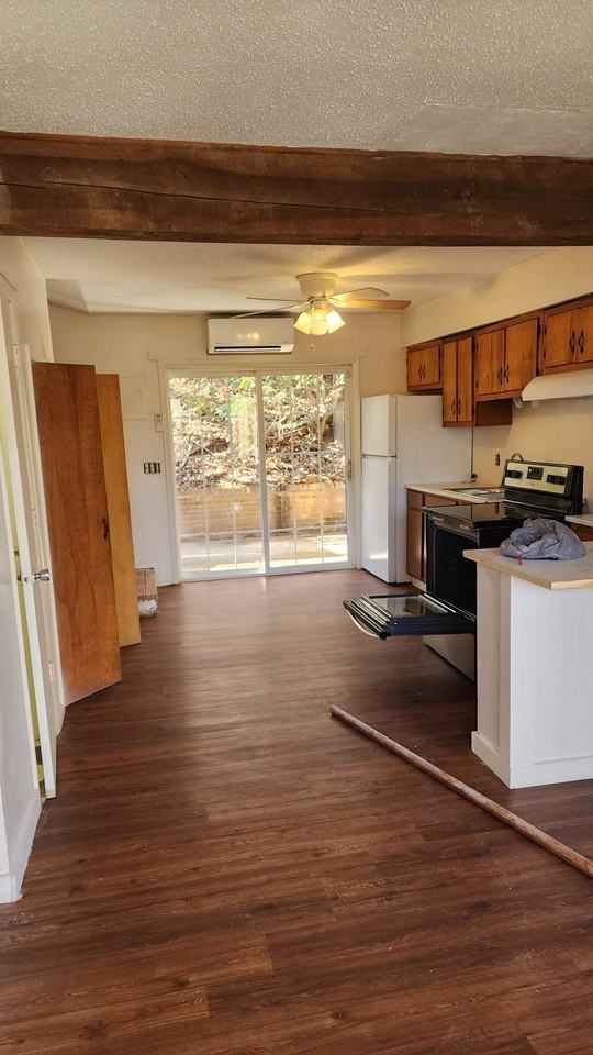 136 N Womack St #A - Photo 6 of 6