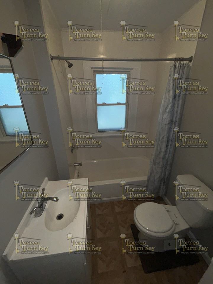 354 354-356 Avenue B - 354 UP #354UP - Photo 5 of 6