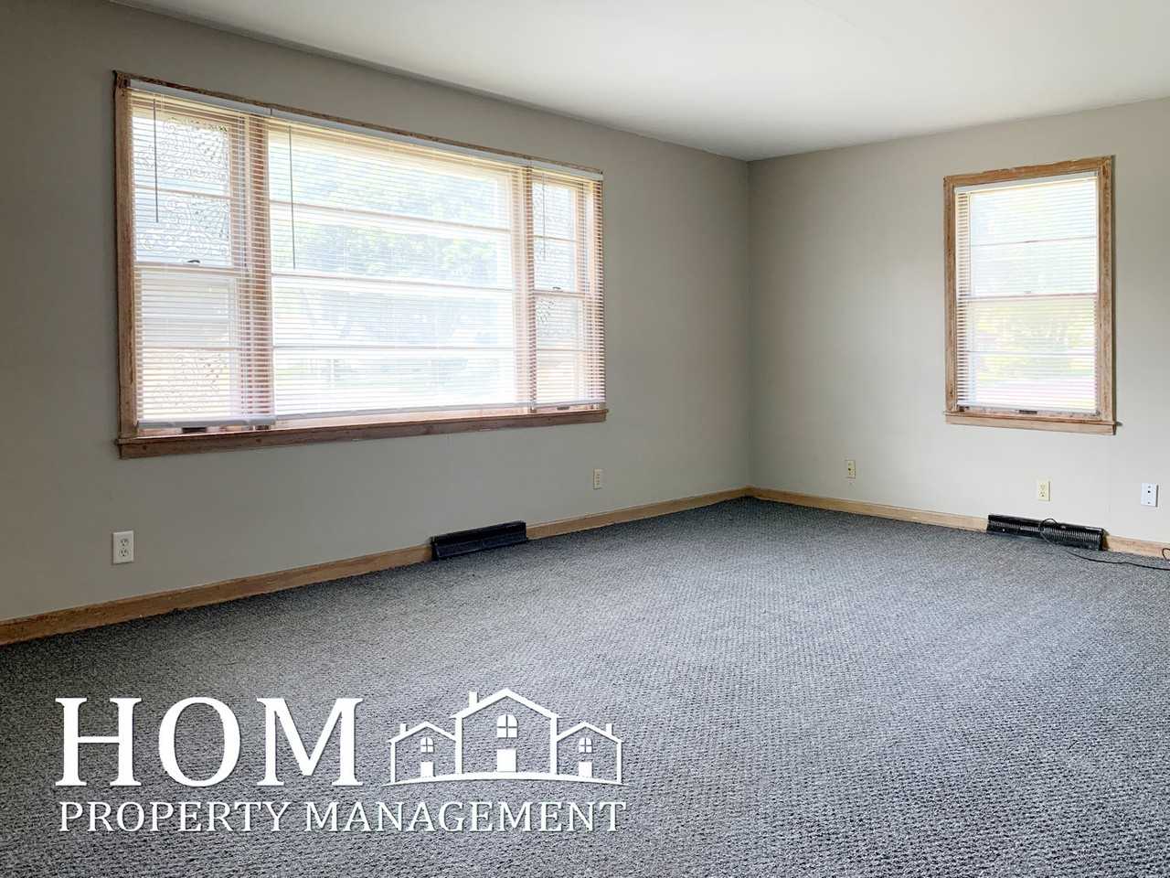 108 Malin St #1 - Photo 3 of 12