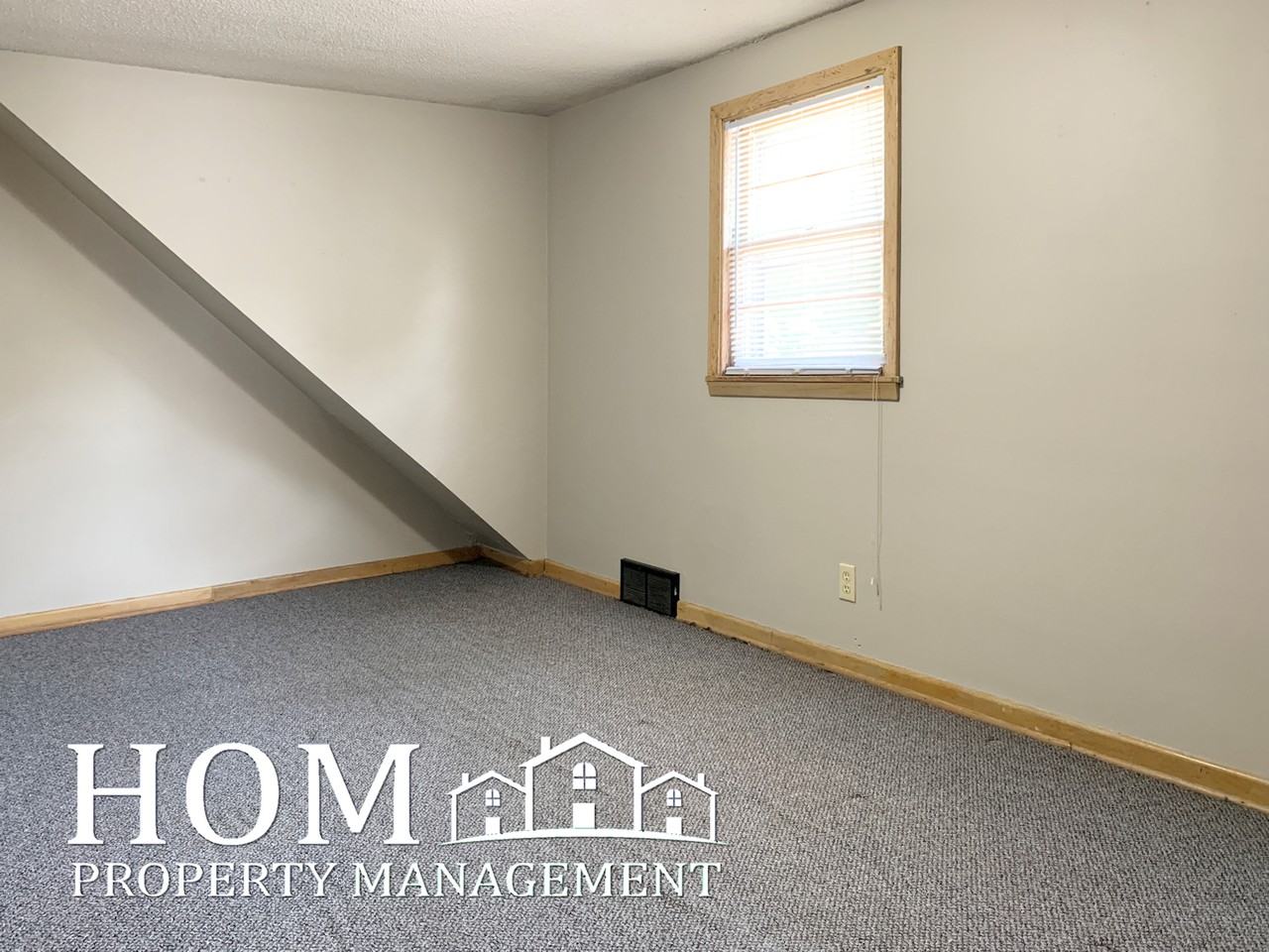 108 Malin St #1 - Photo 6 of 12