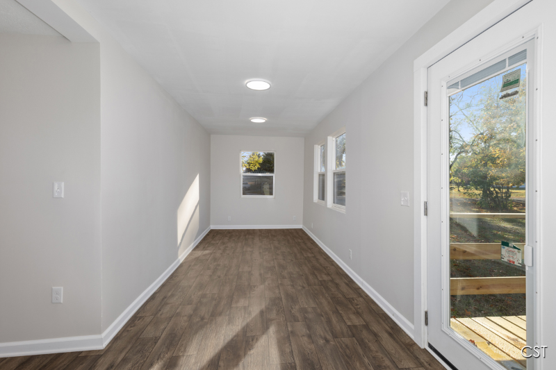 2980 Budd Rd - Photo 2 of 19