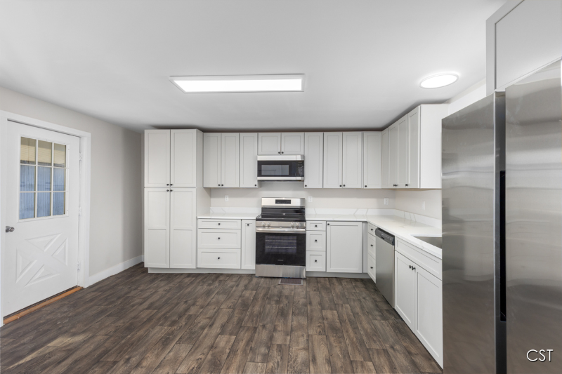 2980 Budd Rd - Photo 6 of 19