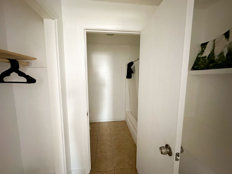 109 E Venus Ln #4 - Photo 4 of 8