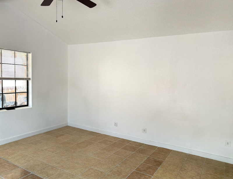 109 E Venus Ln #4 - Photo 6 of 8