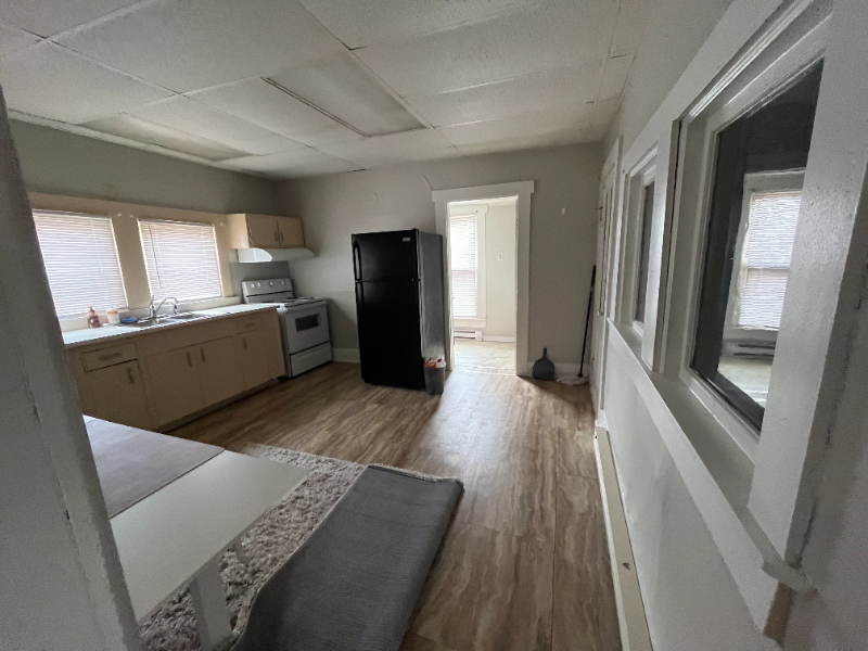 501 Pratt St #2 - Photo 3 of 6