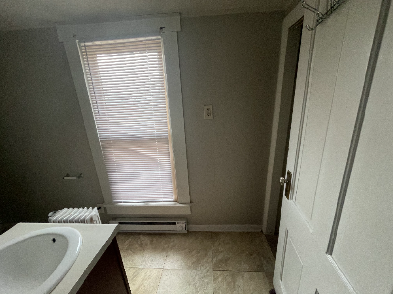 501 Pratt St #2 - Photo 5 of 6