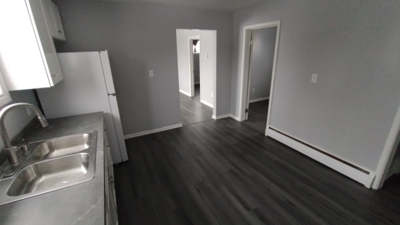 57 Kirby Ave #4 - Photo 7 of 11