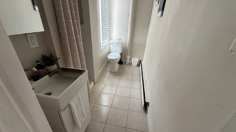 135 S Ocean Ave #2 - Photo 3 of 10