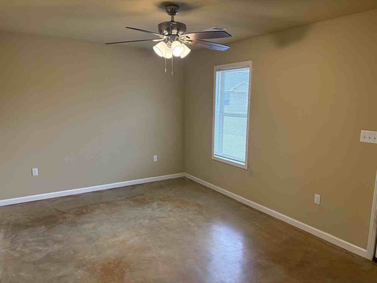 404 Cardinal St #6 - Photo 4 of 6