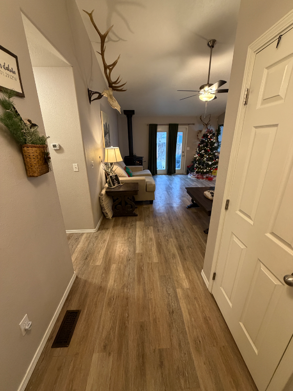 1740 Peregrine Dr - Photo 2 of 19