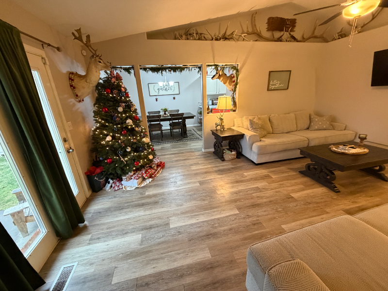 1740 Peregrine Dr - Photo 5 of 19