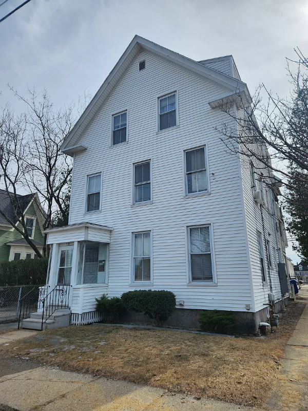 13 Pennacook St #2 - Photo 6 of 13