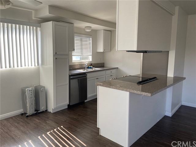 1326 Amethyst St #C - Photo 3 of 5