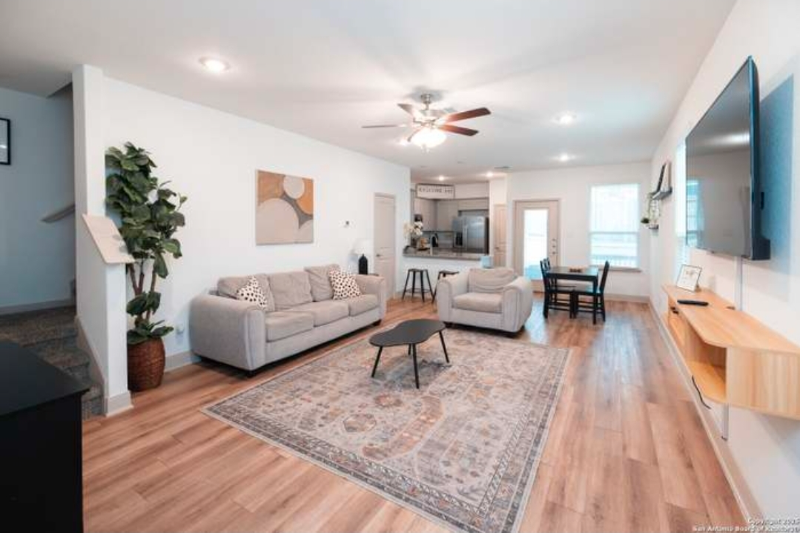 7508 Magnolia Vlg #101 - Photo 2 of 11