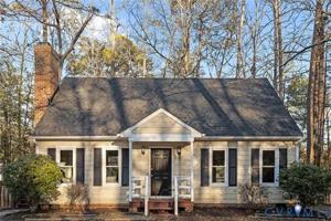 featured image of 2507 N Cropper Ct