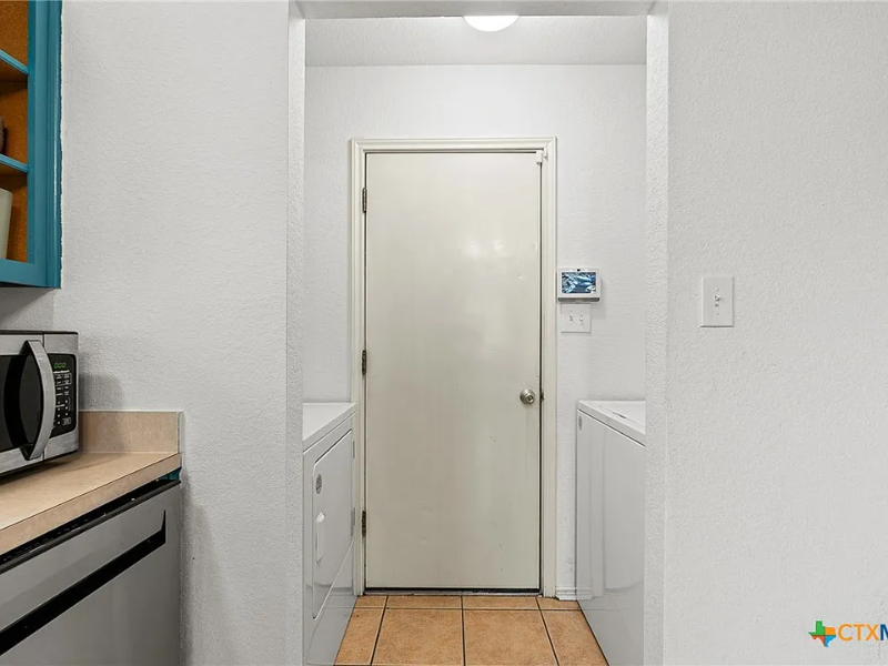 2011 Agate Dr - Photo 7 of 14