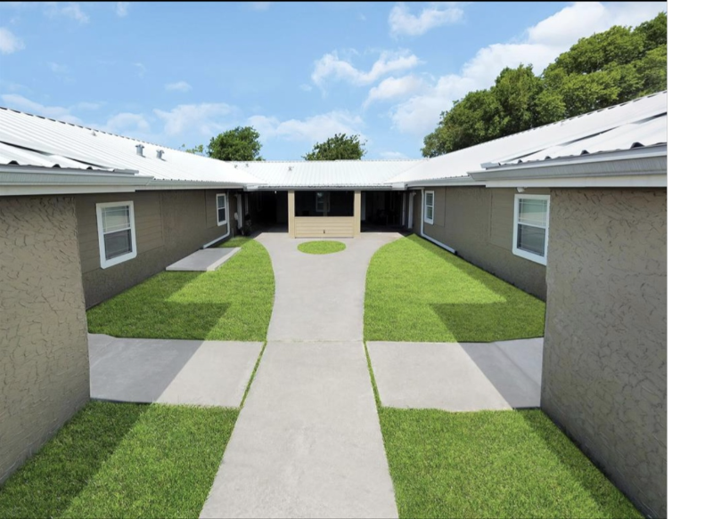 1102 Ann St #4 - Photo 4 of 6