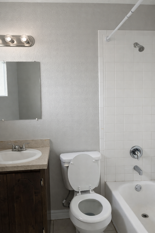 1102 Ann St #4 - Photo 6 of 6