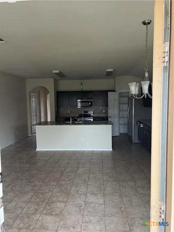 5407 Two Brothers Ln - Photo 2 of 13