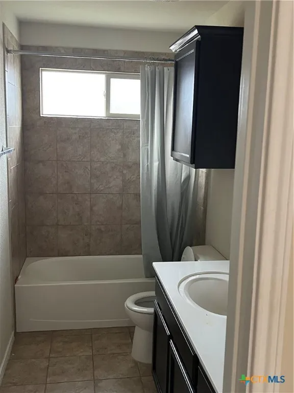 5407 Two Brothers Ln - Photo 5 of 13