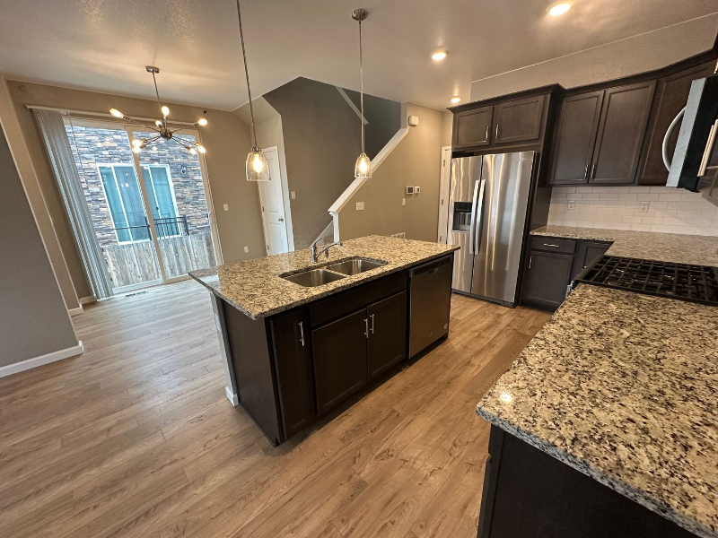 21772 E 8th Ave - Photo 4 of 19