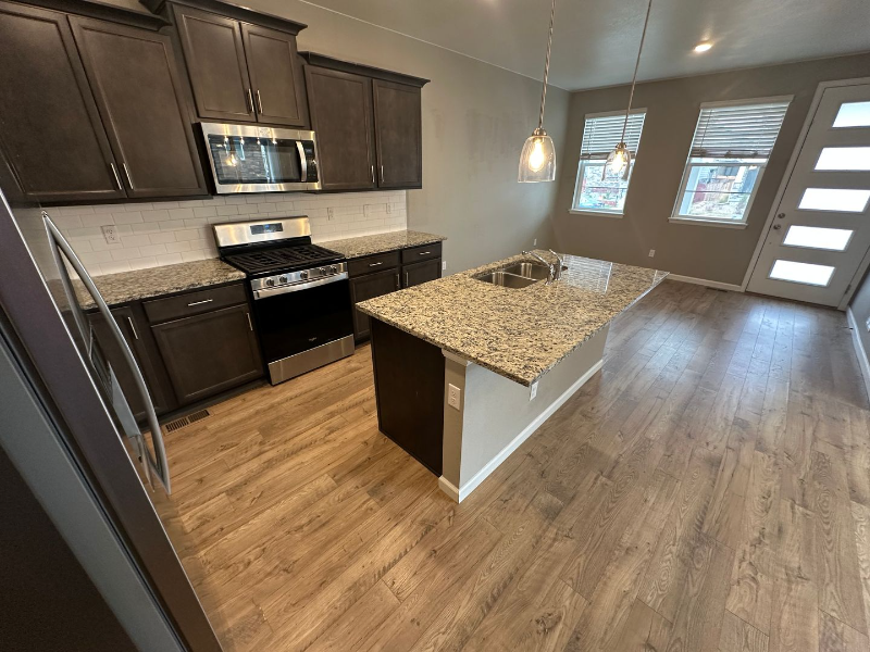 21772 E 8th Ave - Photo 6 of 19