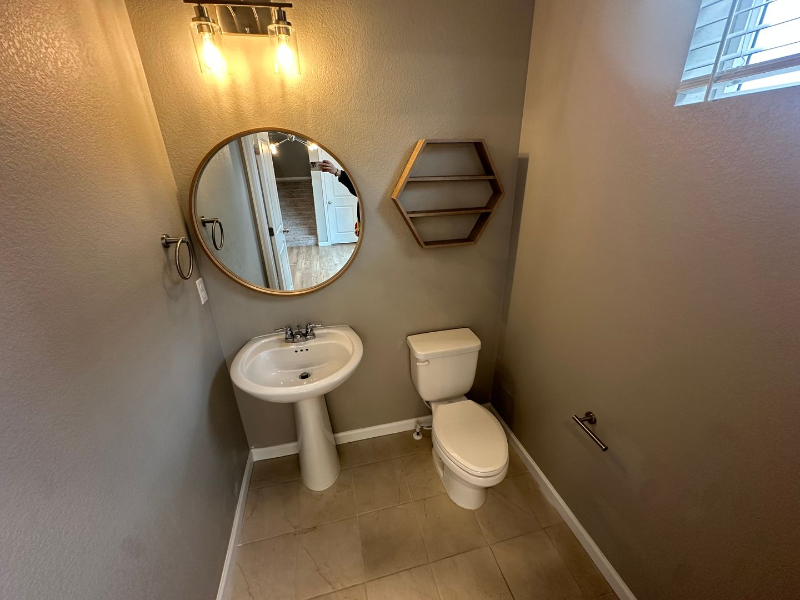 21772 E 8th Ave - Photo 7 of 19