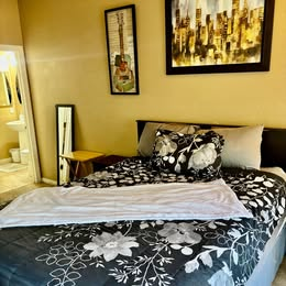 1699 Deep Spring Ave - Photo 2 of 15