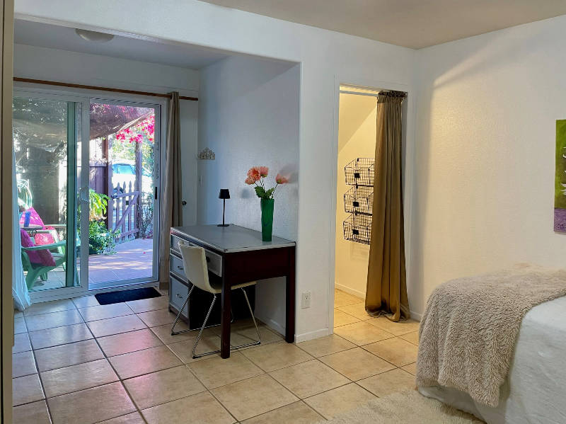 1421 Riverview Dr - Photo 6 of 15