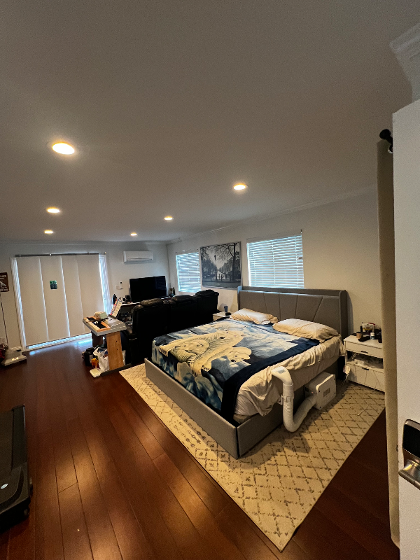 1042 Garland Dr - Photo 5 of 9