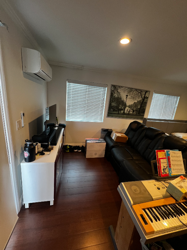 1042 Garland Dr - Photo 6 of 9